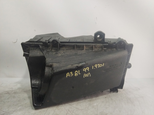 Casco de filtro de aire Volkswagen Passat 3C2
