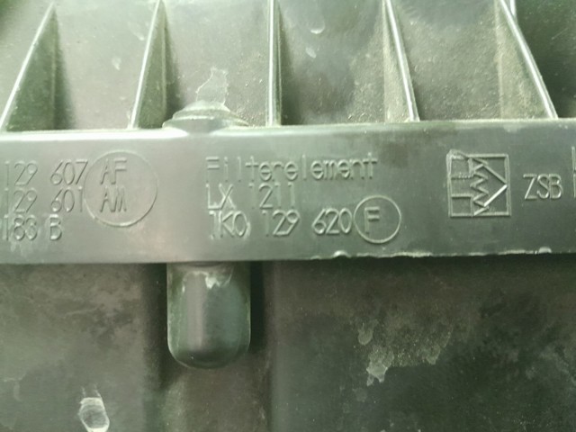 VAG 1K0129620 Filtro de aire  disponible Valladolid