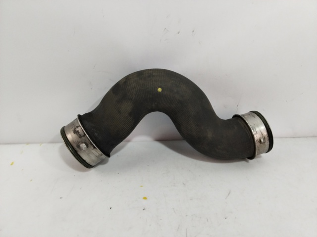 Tubo flexible de aire de sobrealimentación 1K0145832E VAG