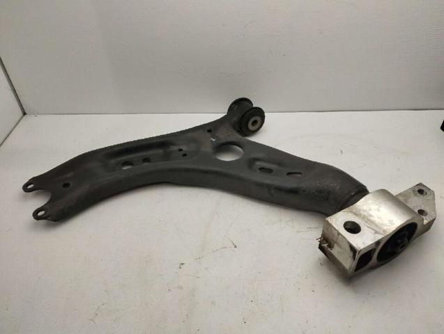 1K0199231J Silentblock del brazo de suspensión  en stock Castellón