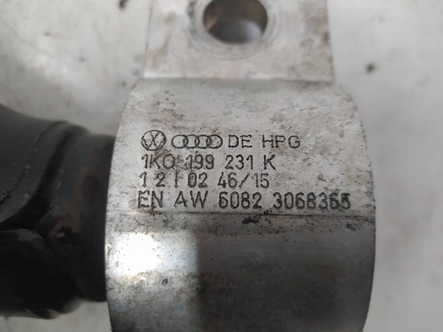 VAG 1K0199231K Buje delantero inferior del brazo de suspensión  disponible España