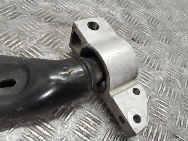 VAG 1K0199232K Silentblock del brazo de suspensión  en stock Valencia