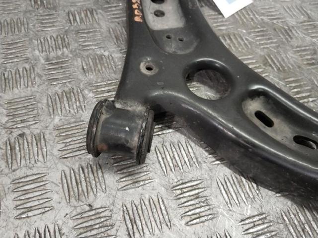 1K0199232K Silentblock del brazo de suspensión comprar Sevilla