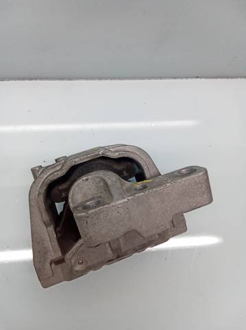 1K0199262AT Soporte de motor derecho comprar Almería