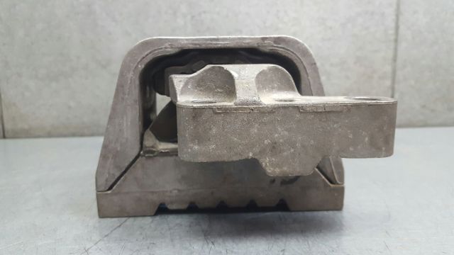VAG 1K0199262BB Soporte de motor derecho  disponible Valladolid