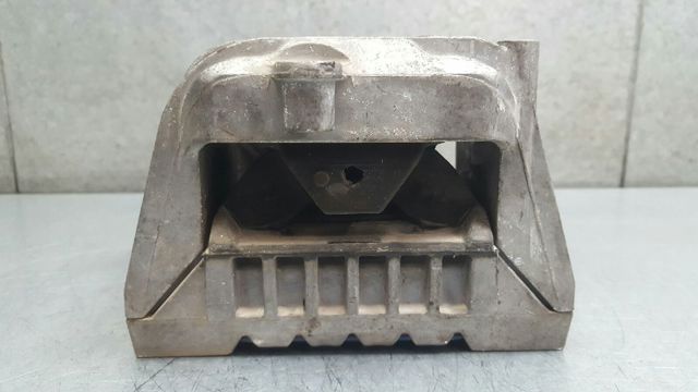 1K0199262BB Soporte de motor derecho  disponible Utrera