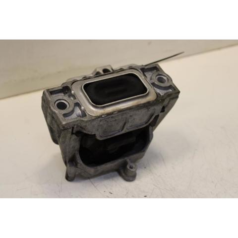 1K0199262CB Soporte de motor derecho  disponible Burgos