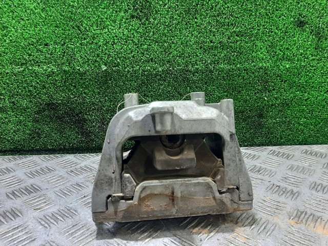 VAG 1K0199262CB Soporte de motor derecho  disponible Valladolid
