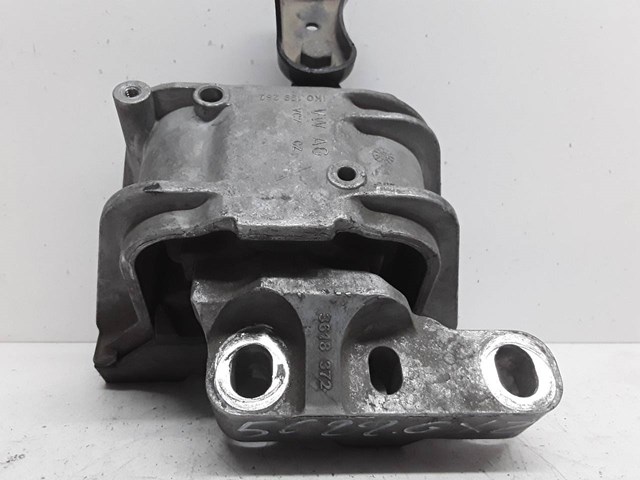 VAG 1K0199262M Soporte de motor derecho  en stock Valencia