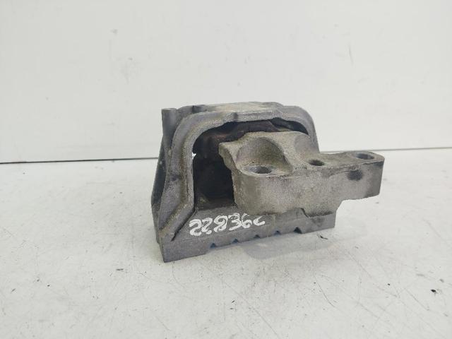 1K0199262P Soporte de motor derecho comprar Almería