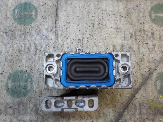 1K0199262P Soporte de motor derecho  comprar en Pontevedra