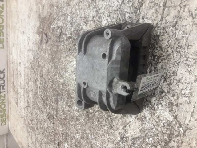1K0199262P Soporte de motor derecho  disponible Málaga