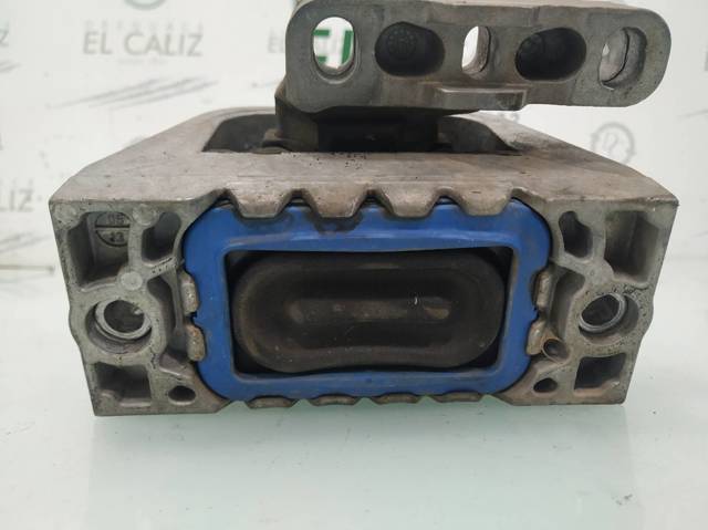 1K0199262P Soporte de motor derecho  disponible Málaga