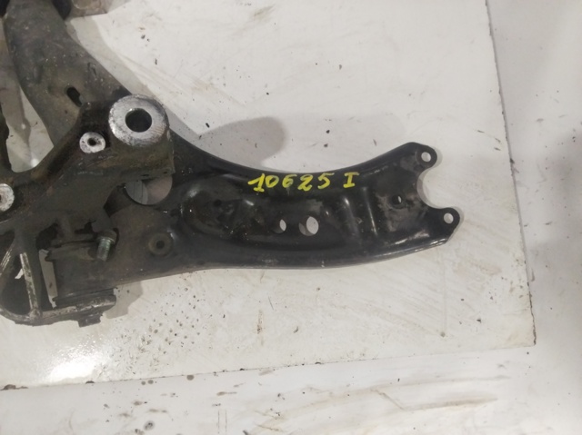 1K0199295E Soporte de viga delantera  disponible Burgos