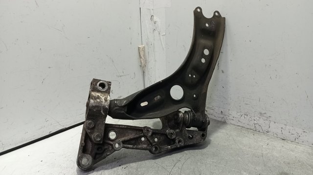 VAG 1K0199296 Brazo inferior derecho de la suspensión delantera comprar Pamplona