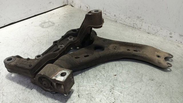 1K0199296 Brazo inferior derecho de la suspensión delantera comprar Girona