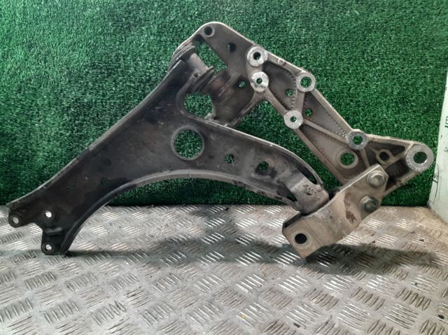 1K0199296 VAG Brazo inferior derecho de la suspensión delantera  disponible Ourense