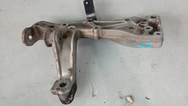 VAG 1K0199296E Soporte de viga delantera  disponible Valladolid