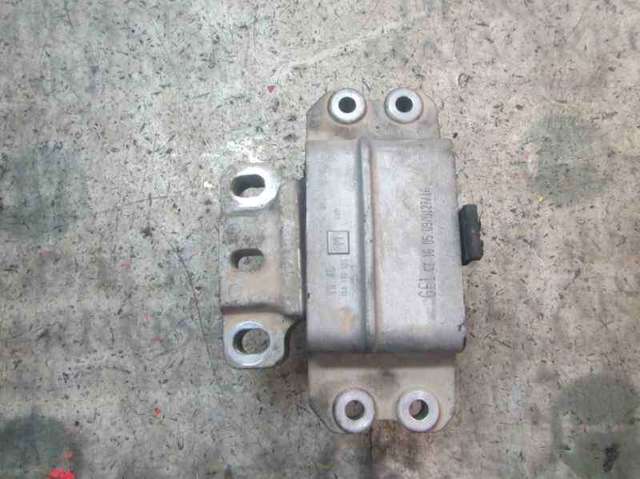 Taco de motor Audi A3  (2003-2012)