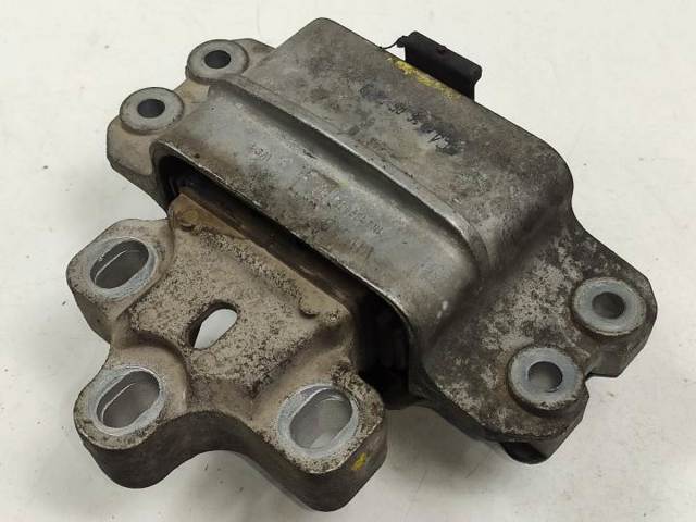 1K0199555Q Soporte izquierdo del motor comprar Almería