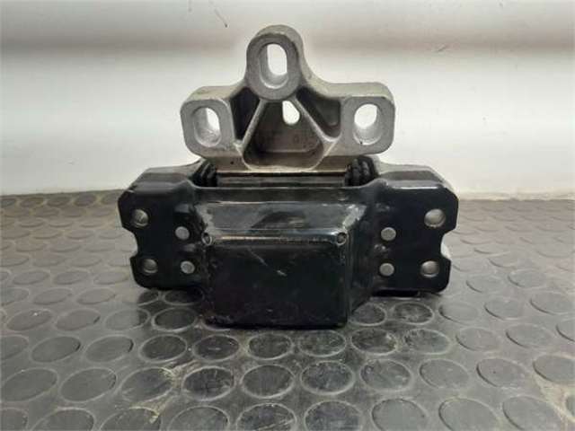 1K0199555Q Soporte izquierdo del motor  en stock Sabadell