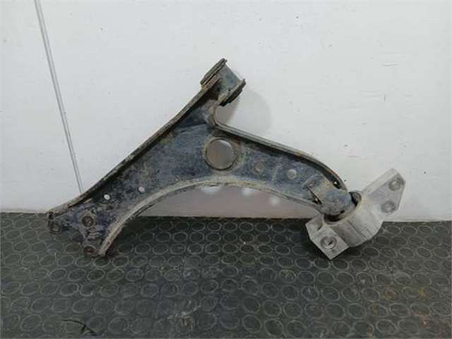 1K0407151AA VAG Brazo inferior izquierdo de la suspensión delantera  en stock Gandía