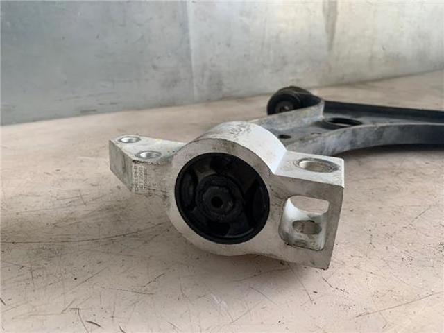 VAG 1K0407151AB Brazo inferior izquierdo de la suspensión delantera  disponible España
