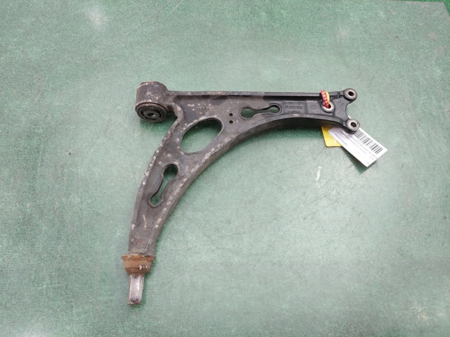 1K0407151AC Brazo inferior izquierdo de la suspensión delantera comprar Almería
