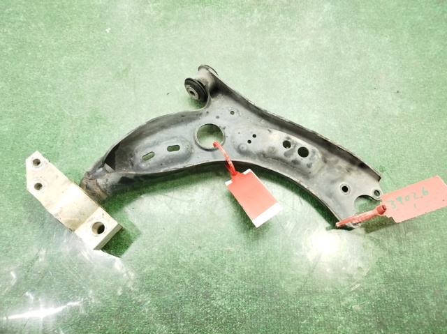 1K0407151BD VAG Brazo inferior izquierdo de la suspensión delantera  disponible Vigo