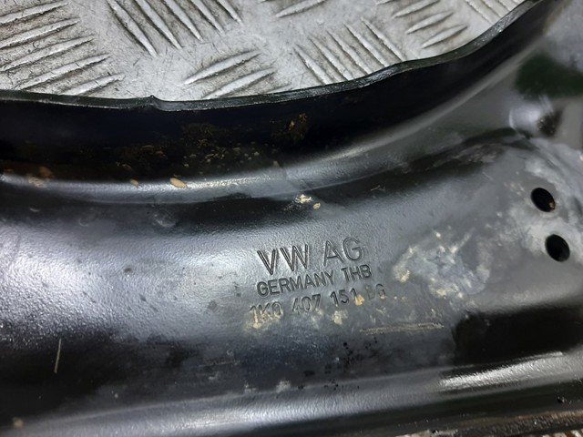 VAG 1K0407151BG Brazo inferior izquierdo de la suspensión delantera  comprar en Ponferrada