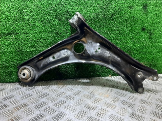 VAG 1K0407151BG Brazo inferior izquierdo de la suspensión delantera  en stock Terrassa