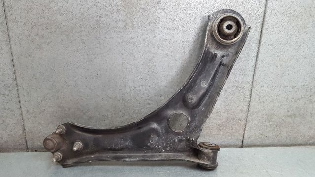 1K0407151BL Brazo inferior izquierdo de la suspensión delantera comprar Girona