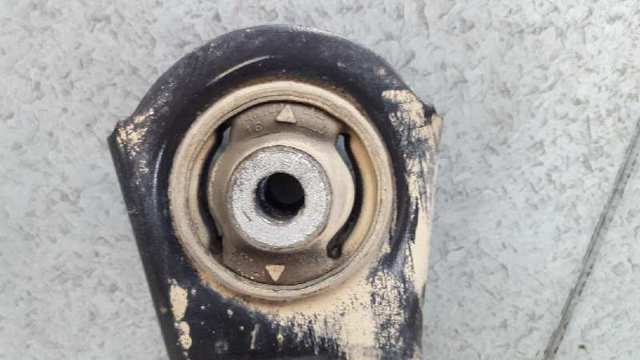 VAG 1K0407151BL Brazo inferior izquierdo de la suspensión delantera  comprar en Albacete