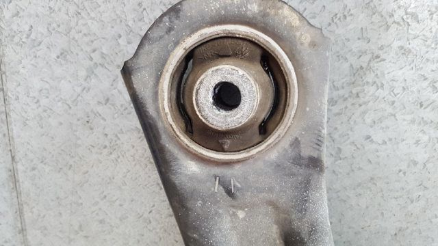 1K0407151BL VAG Brazo inferior izquierdo de la suspensión delantera  en stock Córdoba
