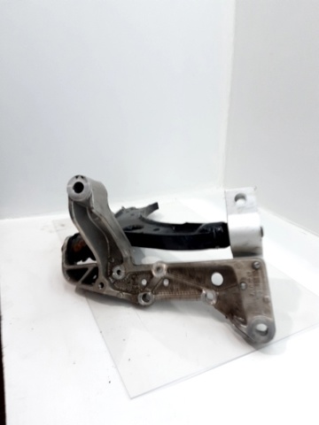 VAG 1K0407152AA Brazo inferior derecho de la suspensión delantera  comprar en Albacete