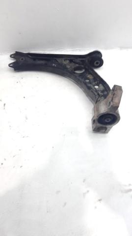 1K0407152AA Brazo inferior derecho de la suspensión delantera  comprar en Reus