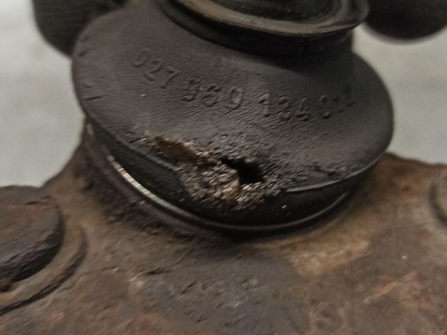 1K0407152AB VAG Brazo inferior derecho de la suspensión delantera  en stock Córdoba