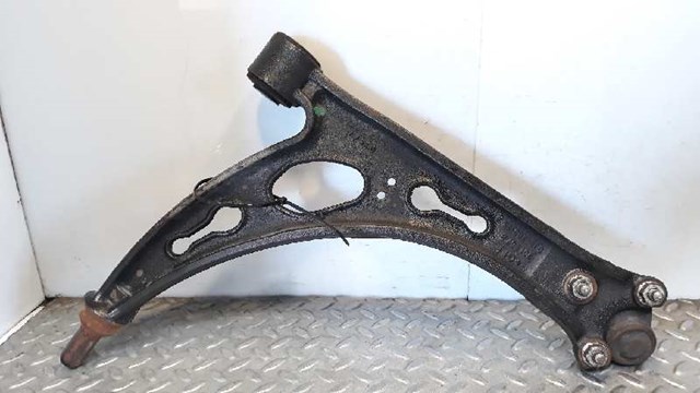 VAG 1K0407152AC Brazo inferior derecho de la suspensión delantera  comprar en Ponferrada