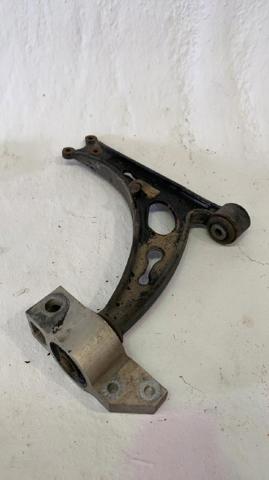 1K0407152AC Brazo inferior derecho de la suspensión delantera comprar Sevilla