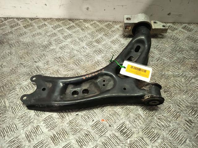 VAG 1K0407152AC Brazo inferior derecho de la suspensión delantera  en stock Valencia
