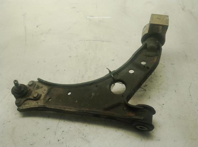 1K0407152AC Brazo inferior derecho de la suspensión delantera comprar Girona