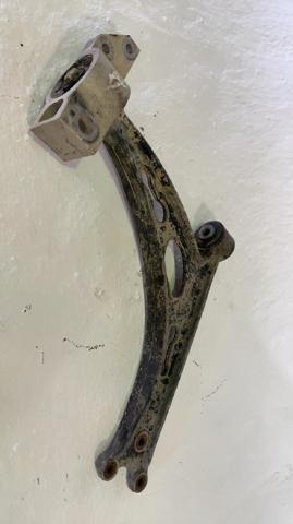 1K0407152AC VAG Brazo inferior derecho de la suspensión delantera  disponible Vigo