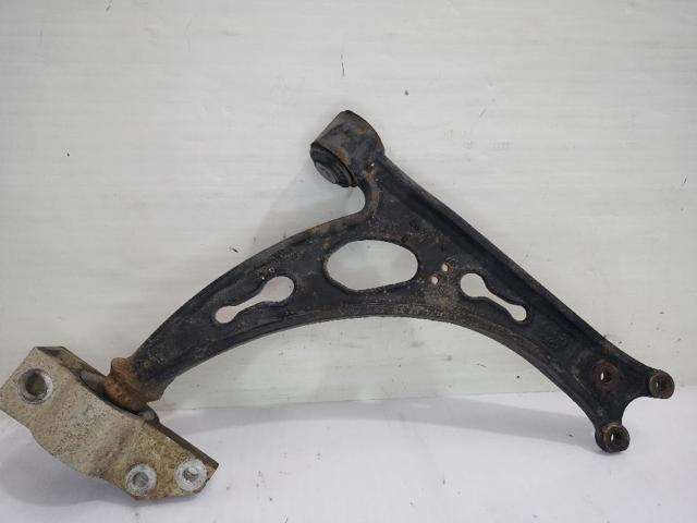VAG 1K0407152AD Brazo inferior derecho de la suspensión delantera  en stock Terrassa