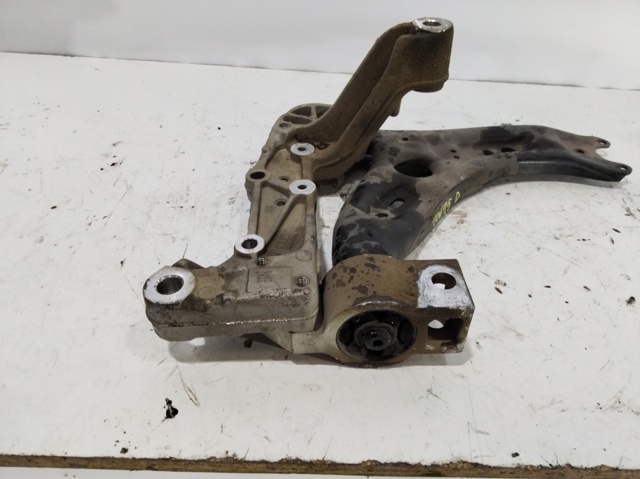 VAG 1K0407152BC Brazo inferior derecho de la suspensión delantera  en stock Valencia