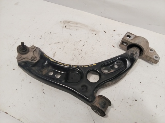 1K0407152BC VAG Brazo inferior derecho de la suspensión delantera comprar Bilbao