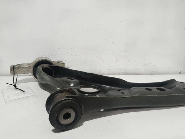 1K0407152BD Brazo inferior derecho de la suspensión delantera comprar Sevilla