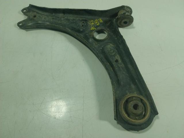 1K0407152BL Brazo inferior derecho de la suspensión delantera  comprar en Zaragoza