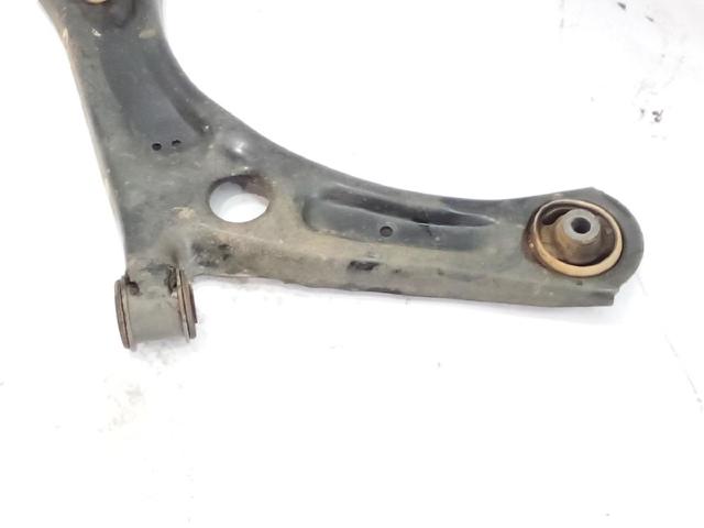1K0407152BL Brazo inferior derecho de la suspensión delantera  en stock Castellón