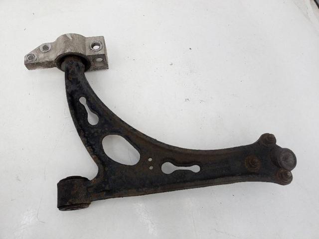 VAG 1K0407153G Brazo inferior izquierdo de la suspensión delantera  en stock Salamanca