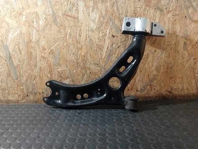 1K0407166C Brazo inferior derecho de la suspensión delantera  comprar en Reus